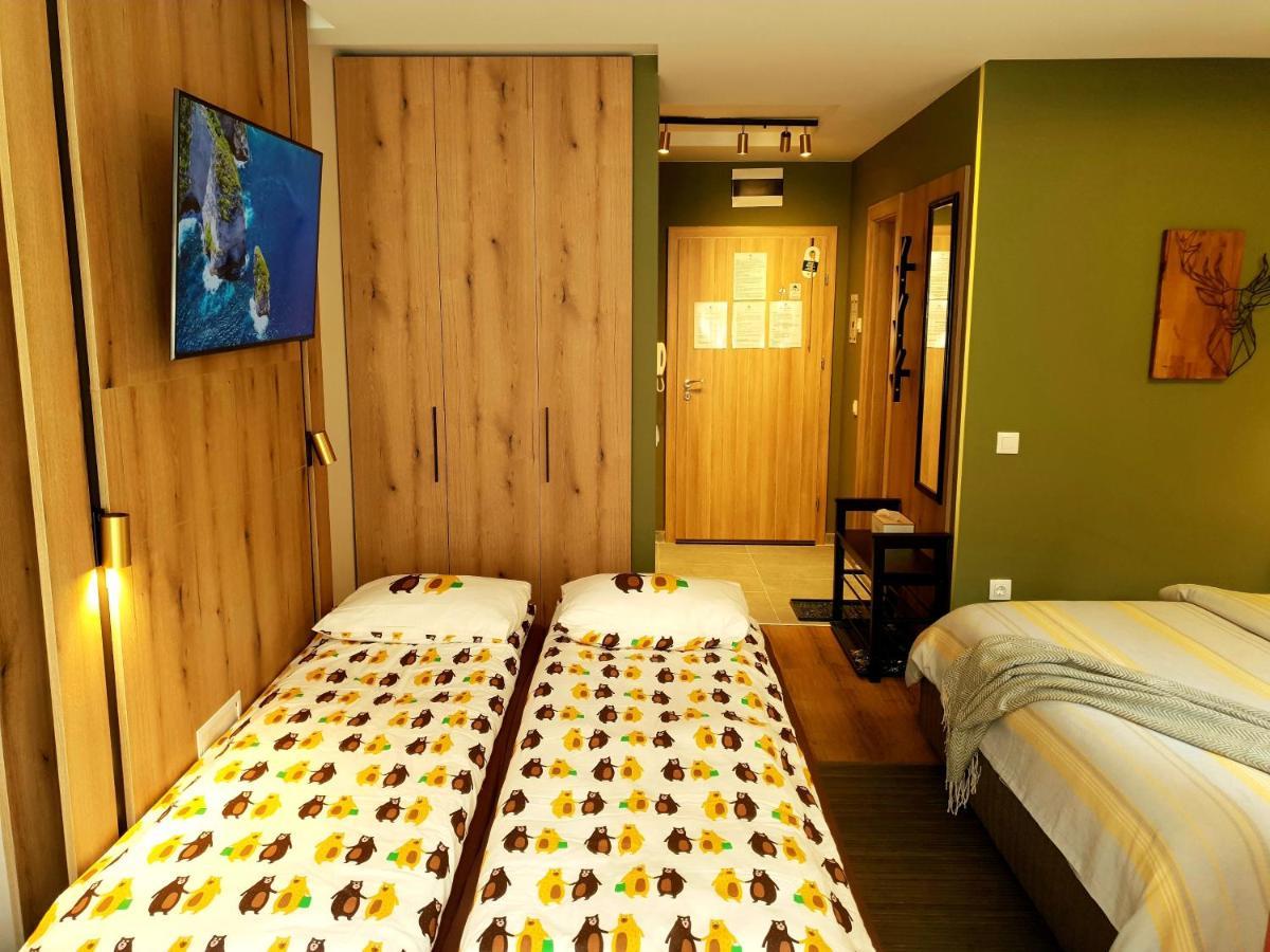 Pinewood Ang Luxurious Apartment A32 Borowez Exterior foto