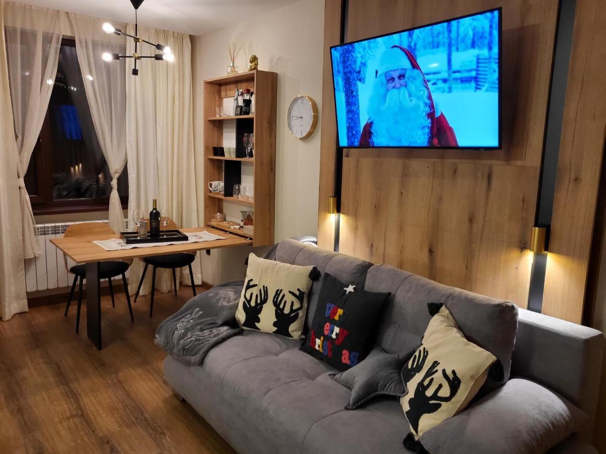 Pinewood Ang Luxurious Apartment A32 Borowez Exterior foto