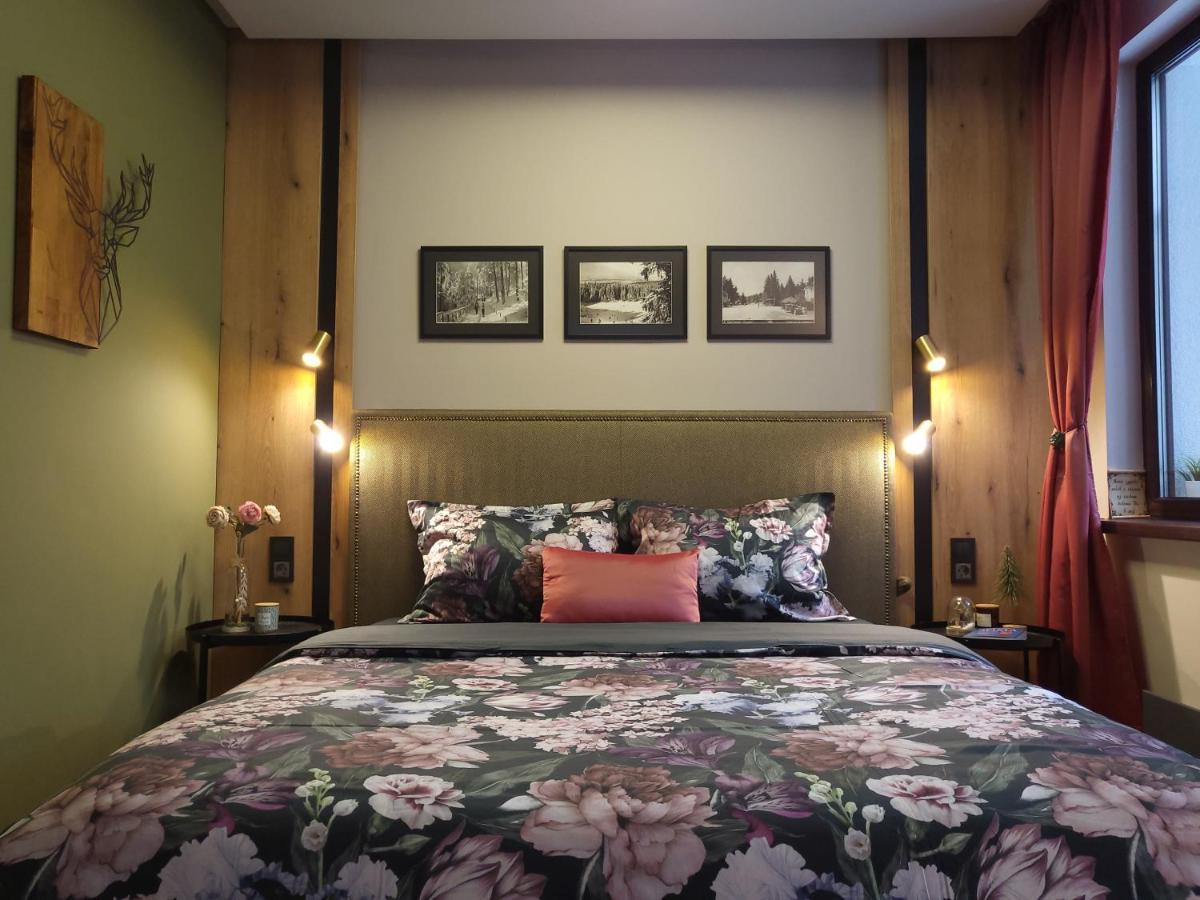 Pinewood Ang Luxurious Apartment A32 Borowez Exterior foto