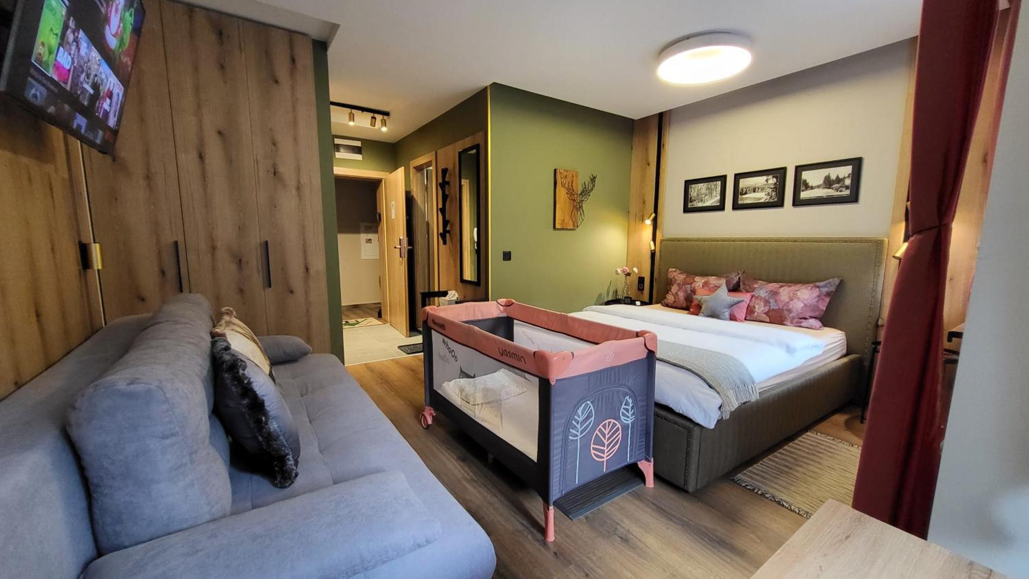 Pinewood Ang Luxurious Apartment A32 Borowez Exterior foto